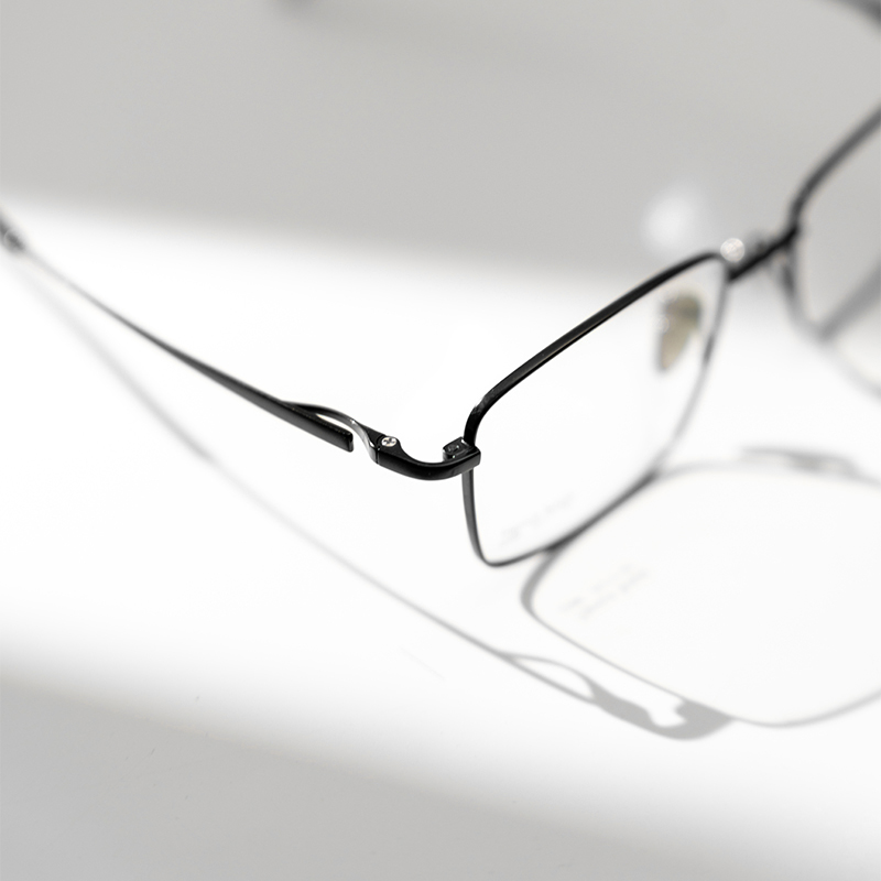 Elegant Stylish Factory Direct Eyeglasses designer frames eyewear Semi-Titanium Glasses Frames 